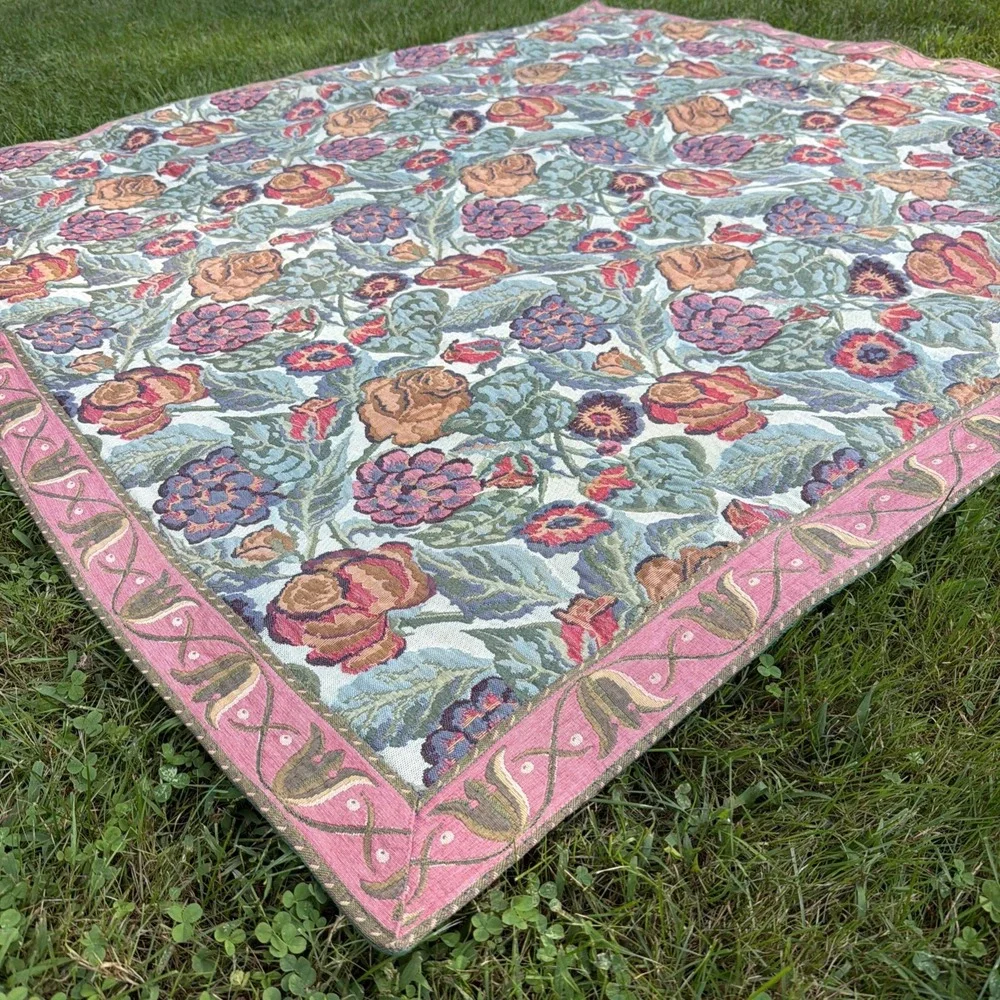 Vintage French Style Aubusson Floral Tapestry Bedding Cotton Coverlet 55''x 55''